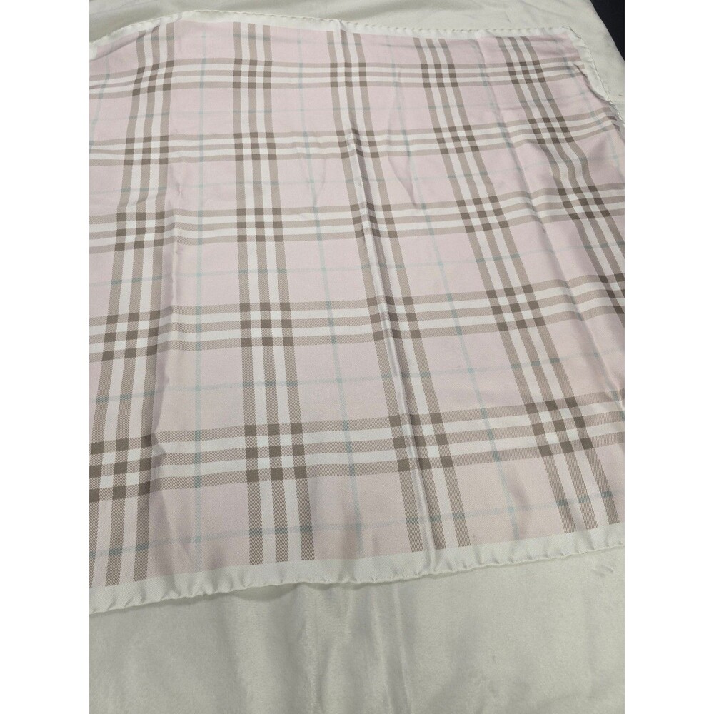 Burberry Vintage Check Pale Pink Square Scarf Authenticated